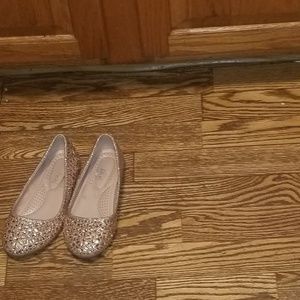 Girls gold sparkle flats